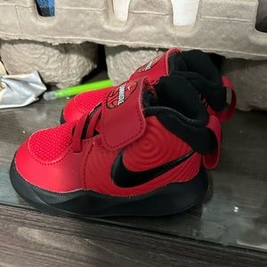 Nike toddler shoes Size 3C